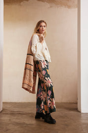 Plain, long-sleeved, wide blouse with embroidery - ECRU