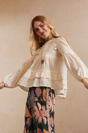 Plain, long-sleeved, wide blouse with embroidery - ECRU