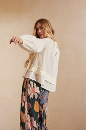 Plain, long-sleeved, wide blouse with embroidery - ECRU