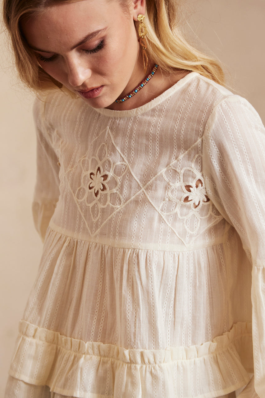 Plain, long-sleeved, wide blouse with embroidery - ECRU