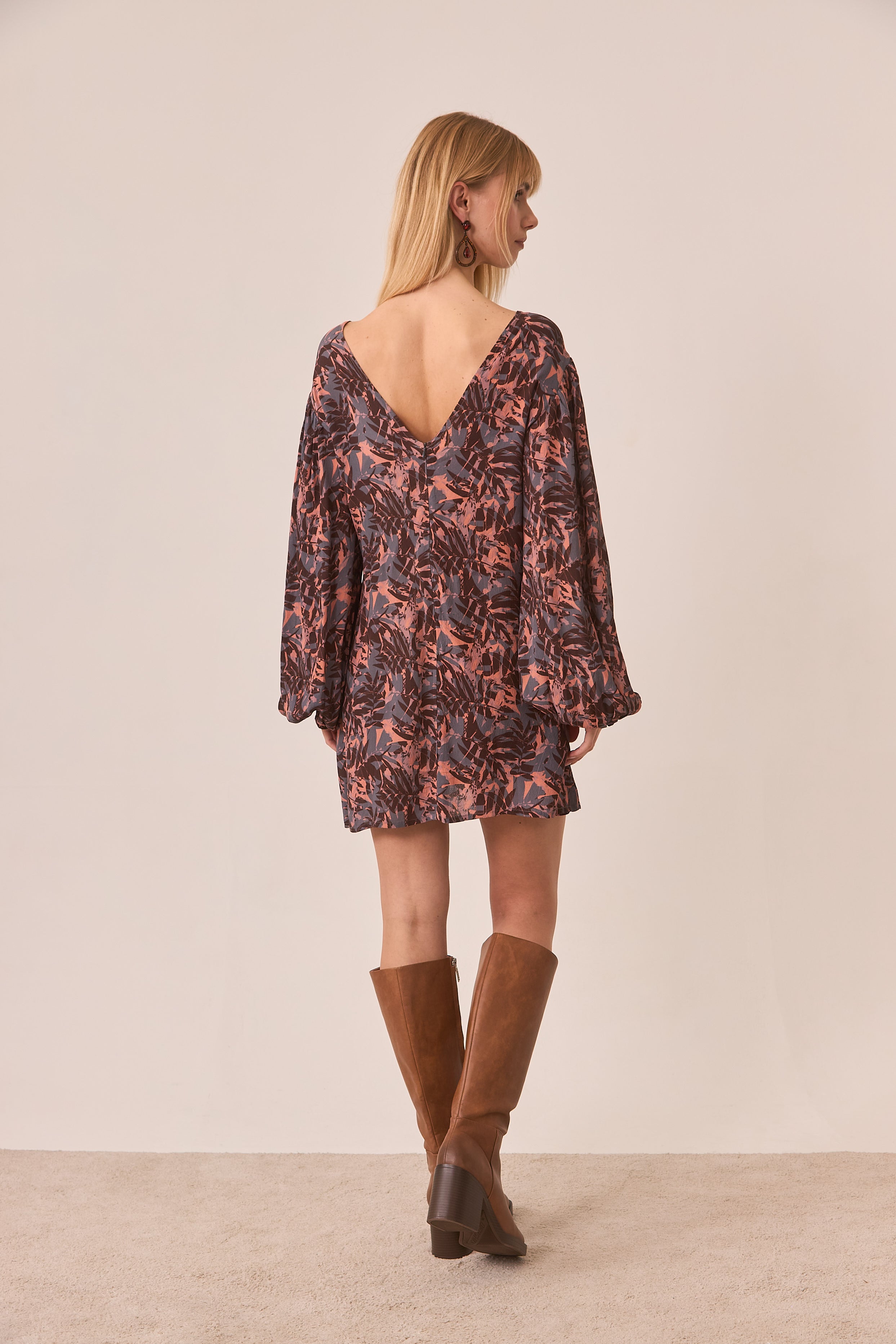 VESTIDO CORTO SOMBRA HOJAS - PINK