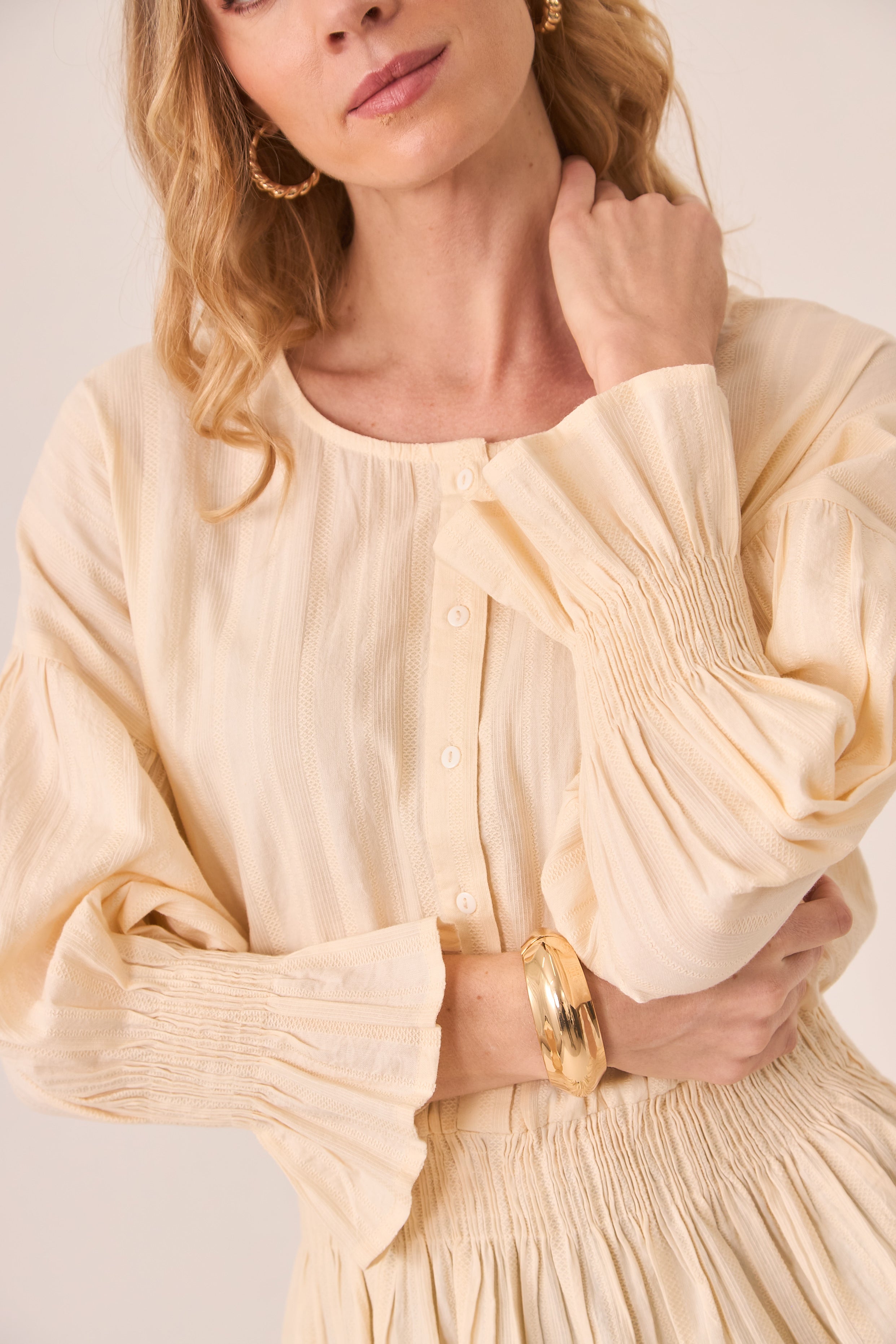 Button-down blouse with gathered waist - ivory