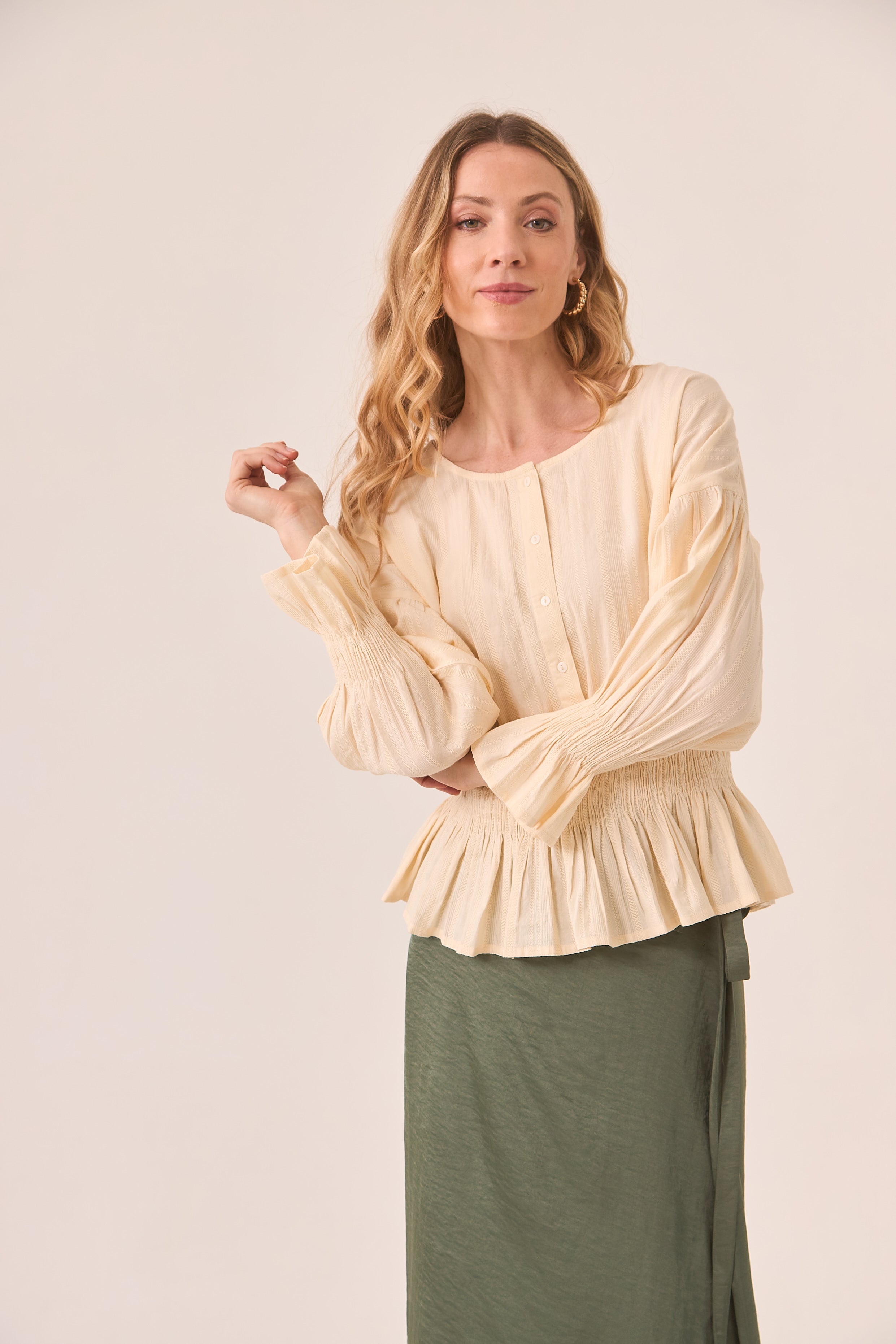 Button-down blouse with gathered waist - ivory