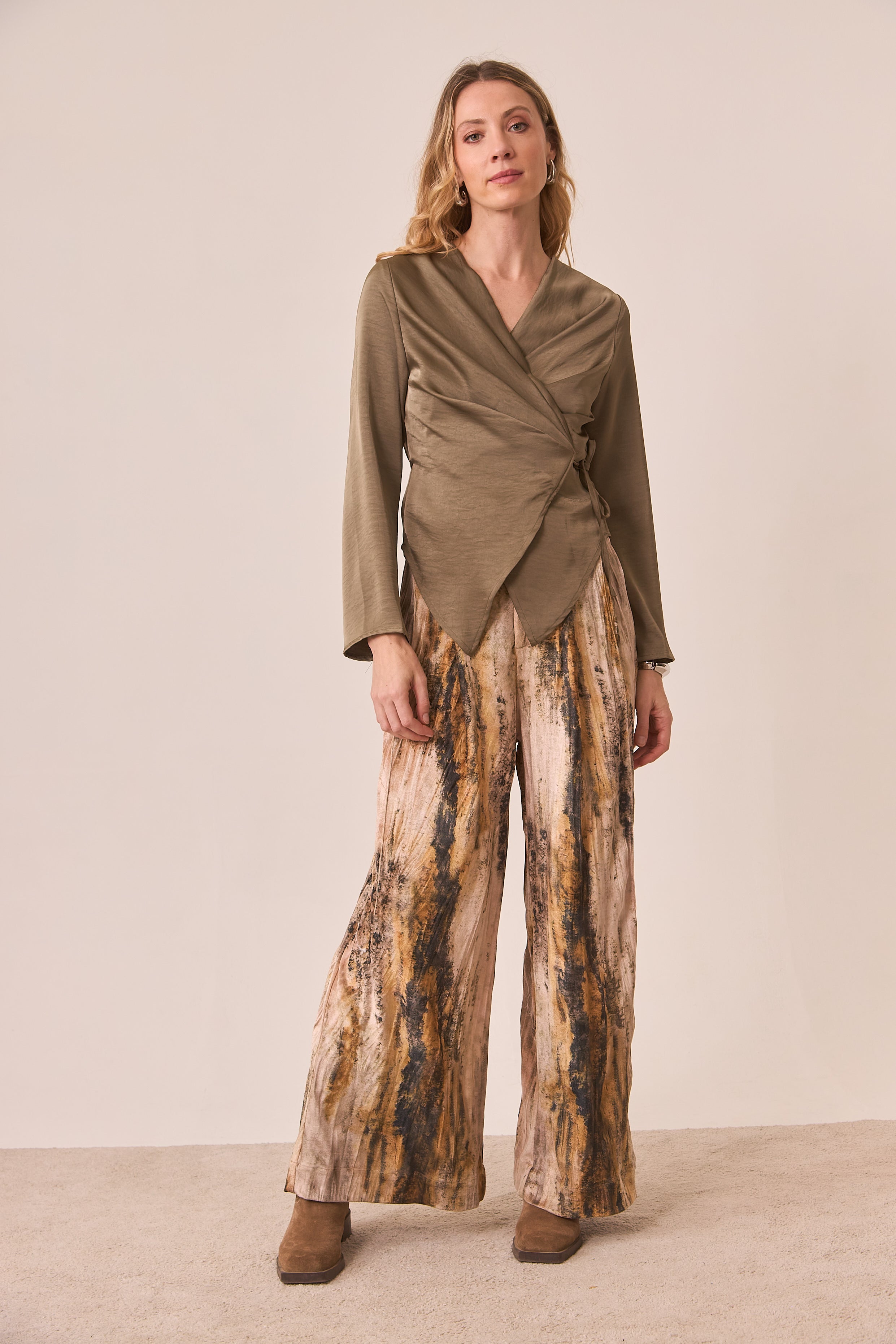 SATIN WRAP BLOUSE - KHAKI