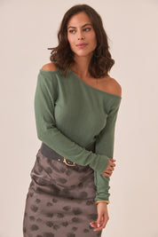 TOP ASIMÉTRICO CUT OUT - GREEN