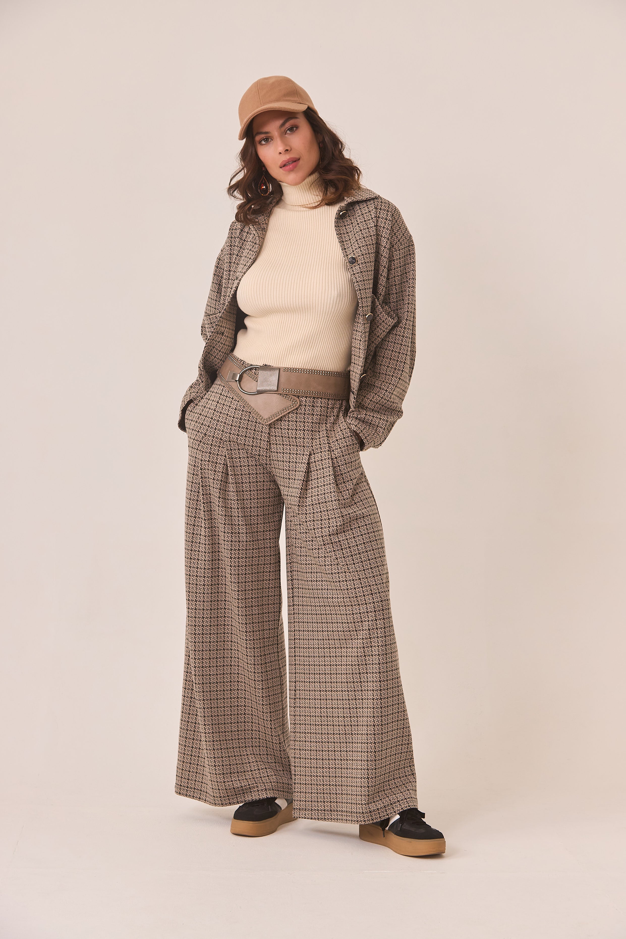 PANTALÓN SASTRE PATA DE GALLO  - CAMEL