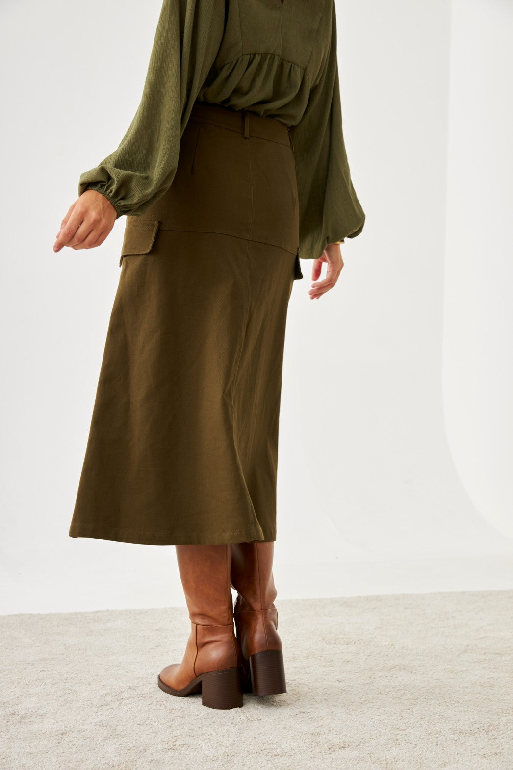 FALDA MIDI CARGO - KHAKI