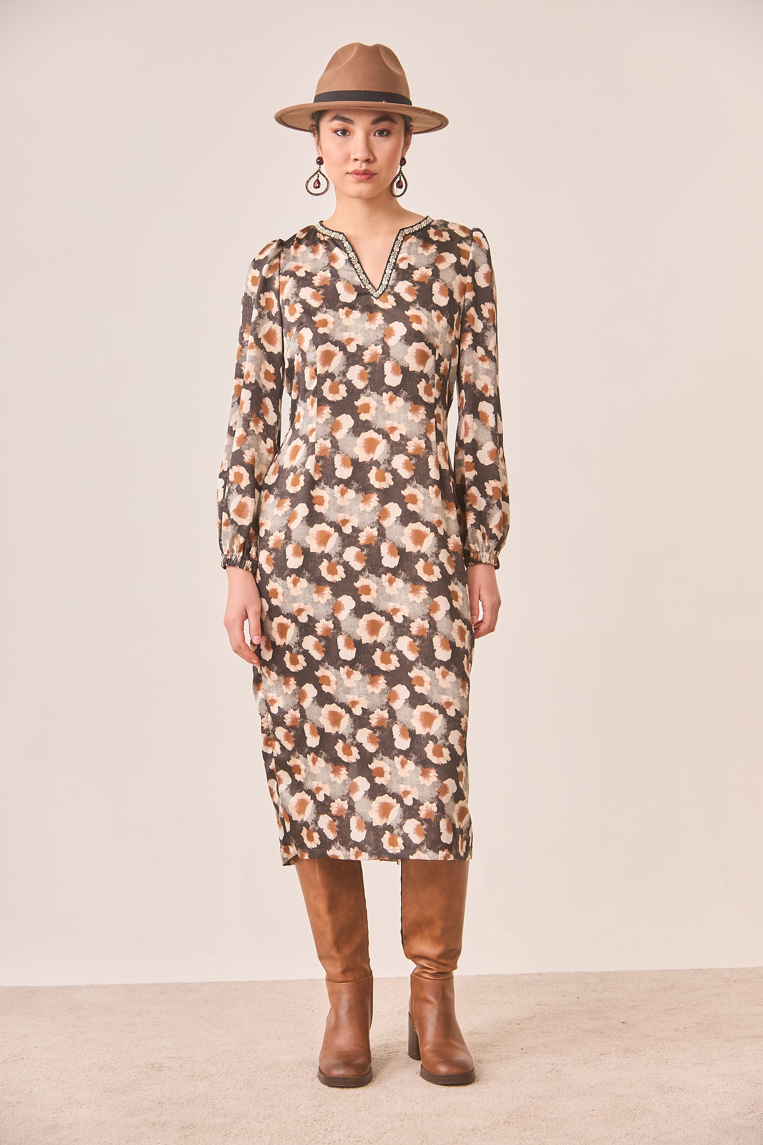 VESTIDO ESTAMPADO CINTURA ENTALLADA - BLACK