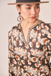 VESTIDO ESTAMPADO CINTURA ENTALLADA - BLACK