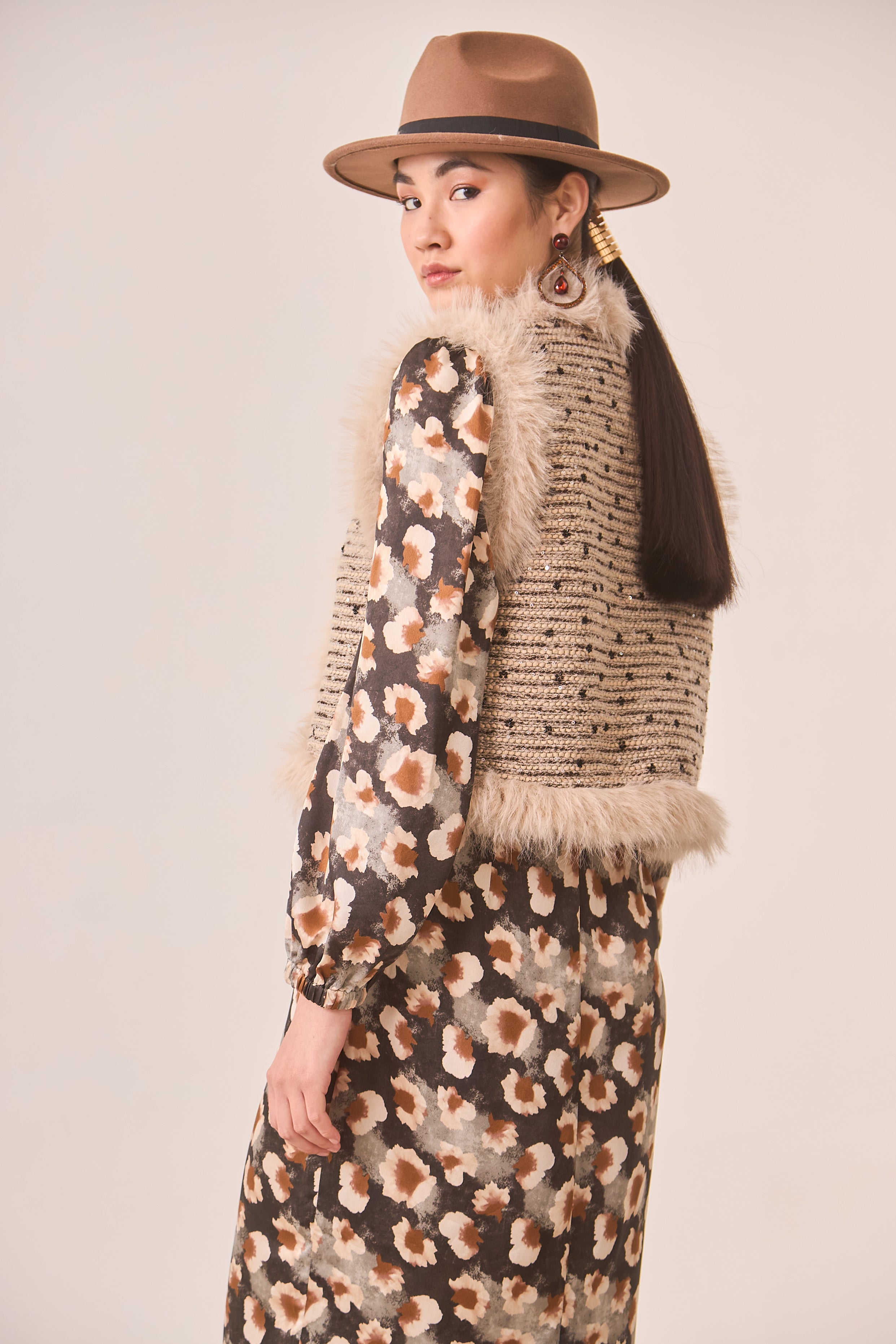 VESTIDO ESTAMPADO CINTURA ENTALLADA - BLACK