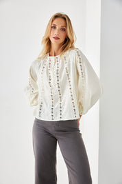 BLUSA DETALLES CALADOS - IVORY