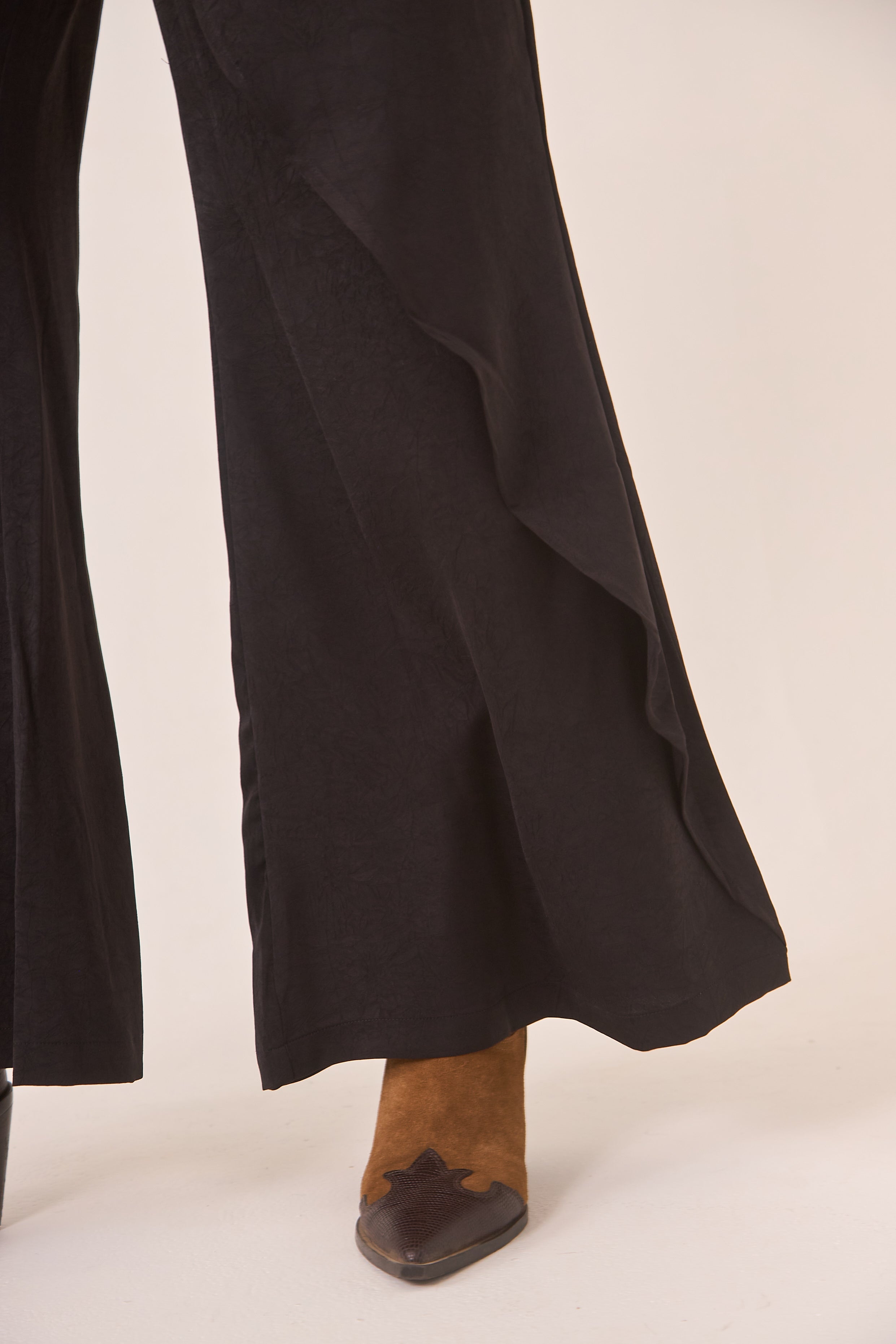 PANTALÓN FLUIDO PAREO - BLACK