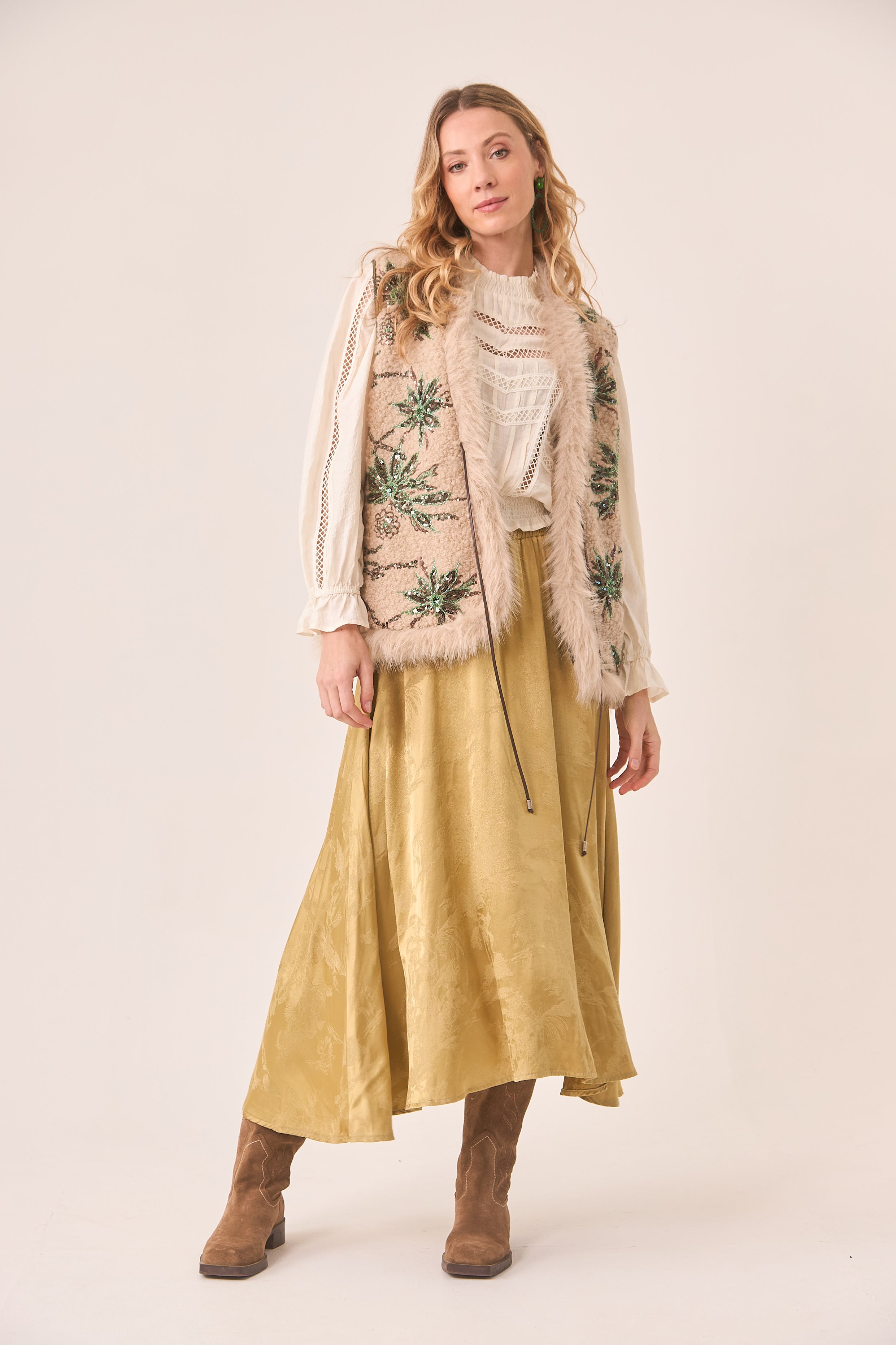 OPENING BLOUSE WITH GREOWING WAIST - IVORY