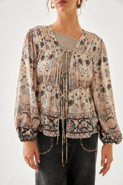 BLUSA ESTAMPADA LAZOS - CAMEL