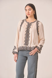 BLUSA BORDADOS CONTRASTE - IVORY