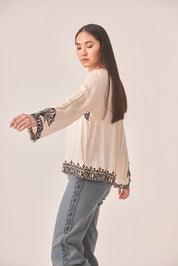 BLUSA BORDADOS CONTRASTE - IVORY