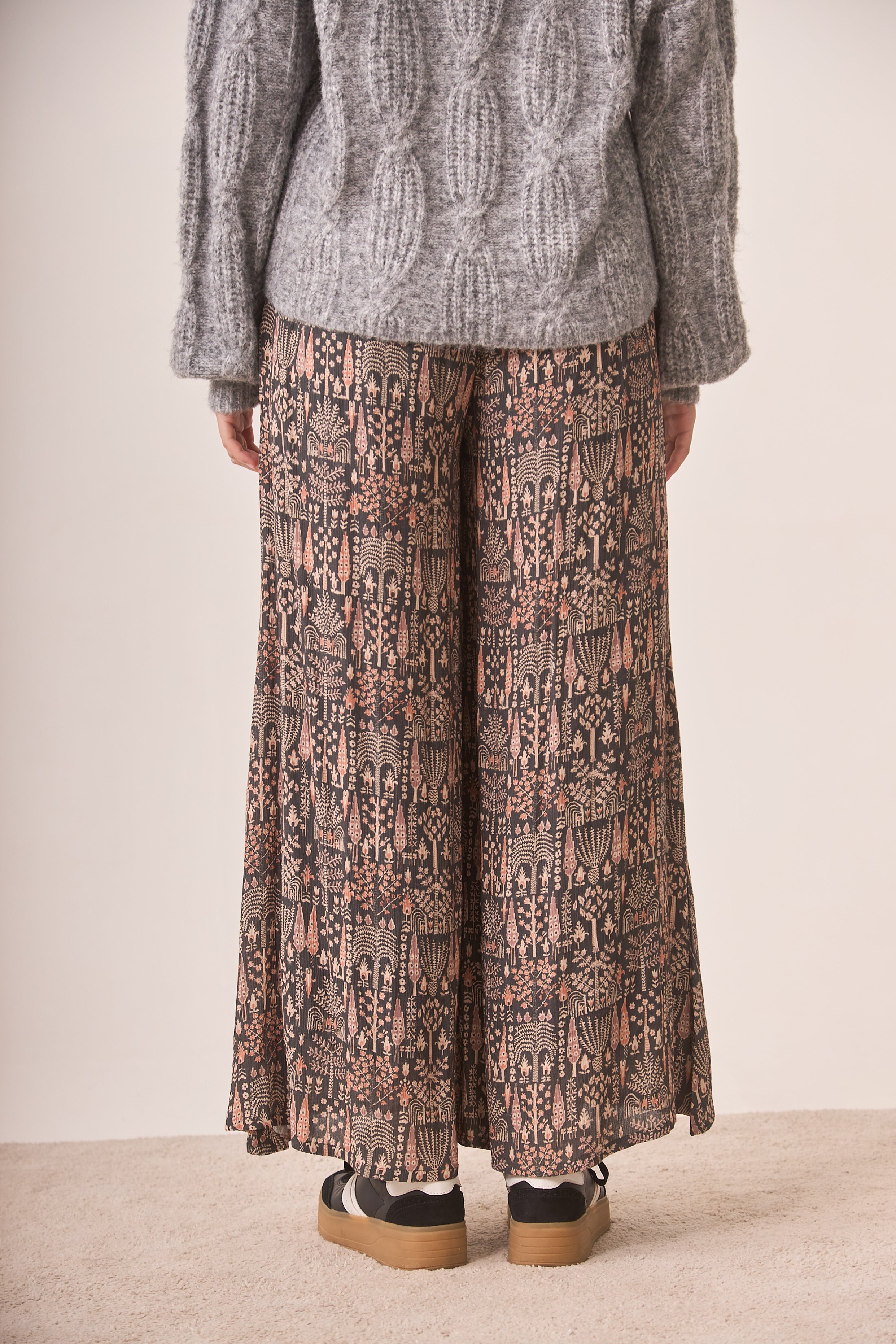 PANTALÓN FLUIDO ESTAMPADO - BLACK