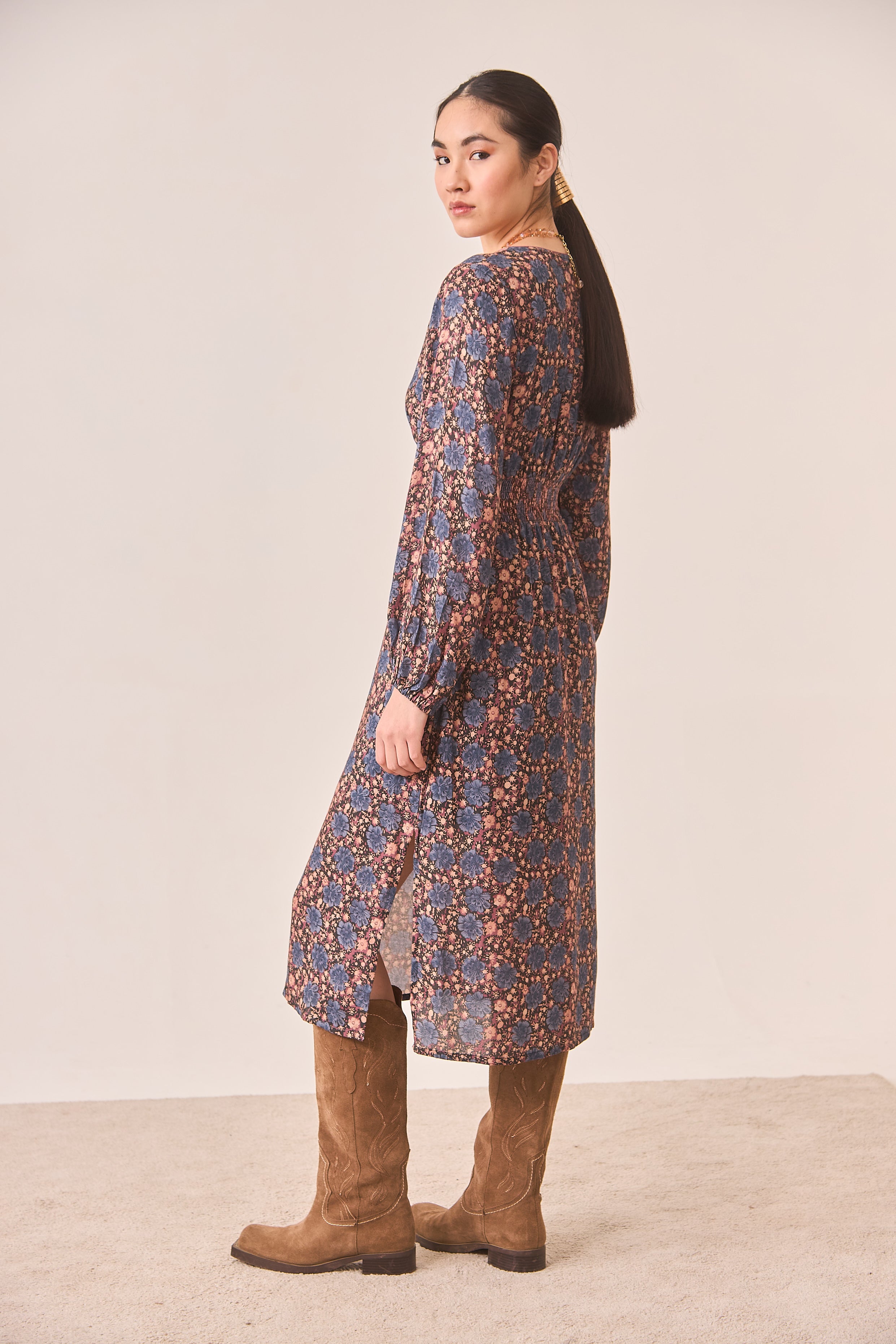 VESTIDO FLORES BORDADOS - BLUE