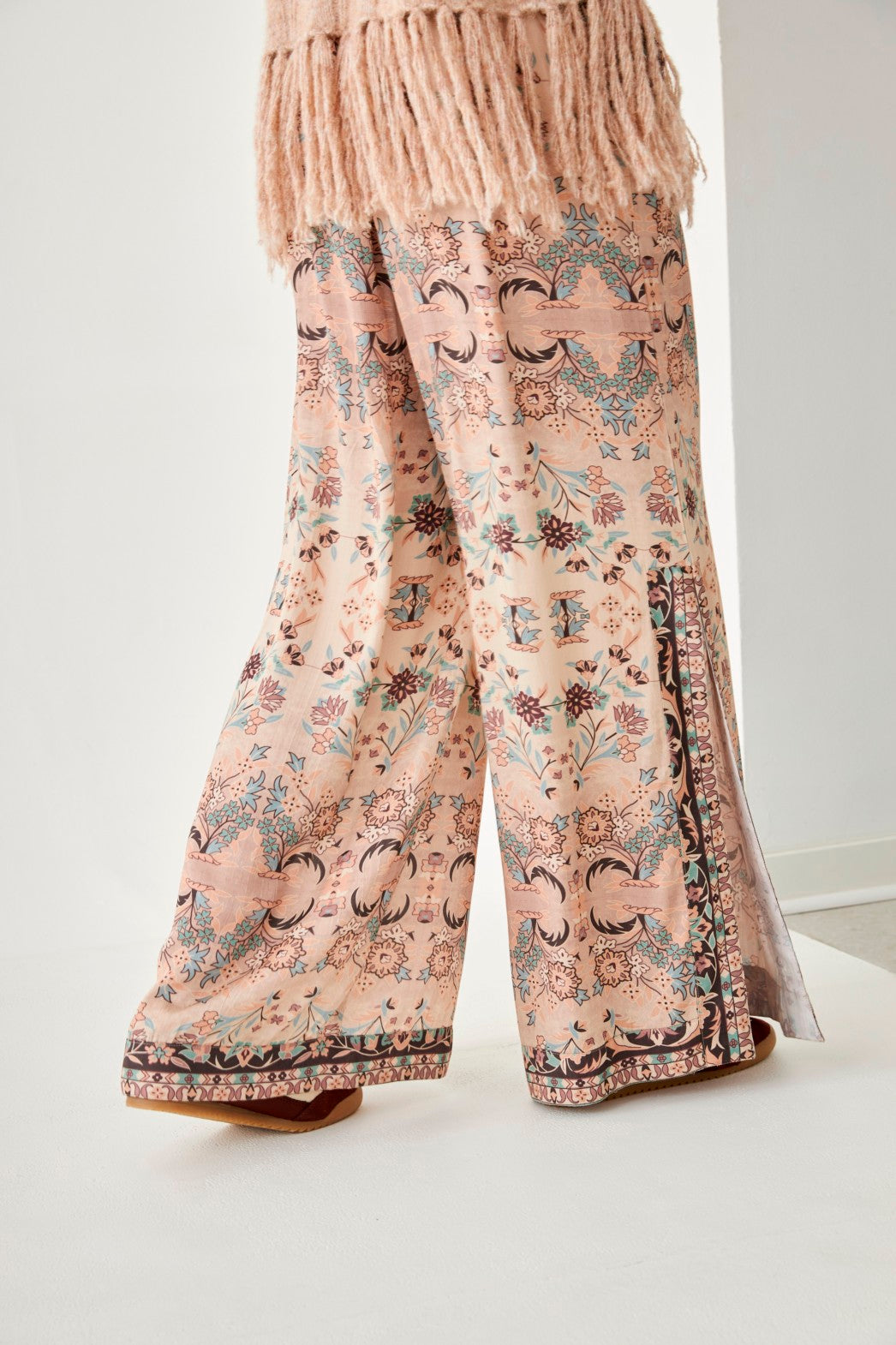 PANTALÓN ESTAMPADO BAJOS ABERTURAS - IVORY