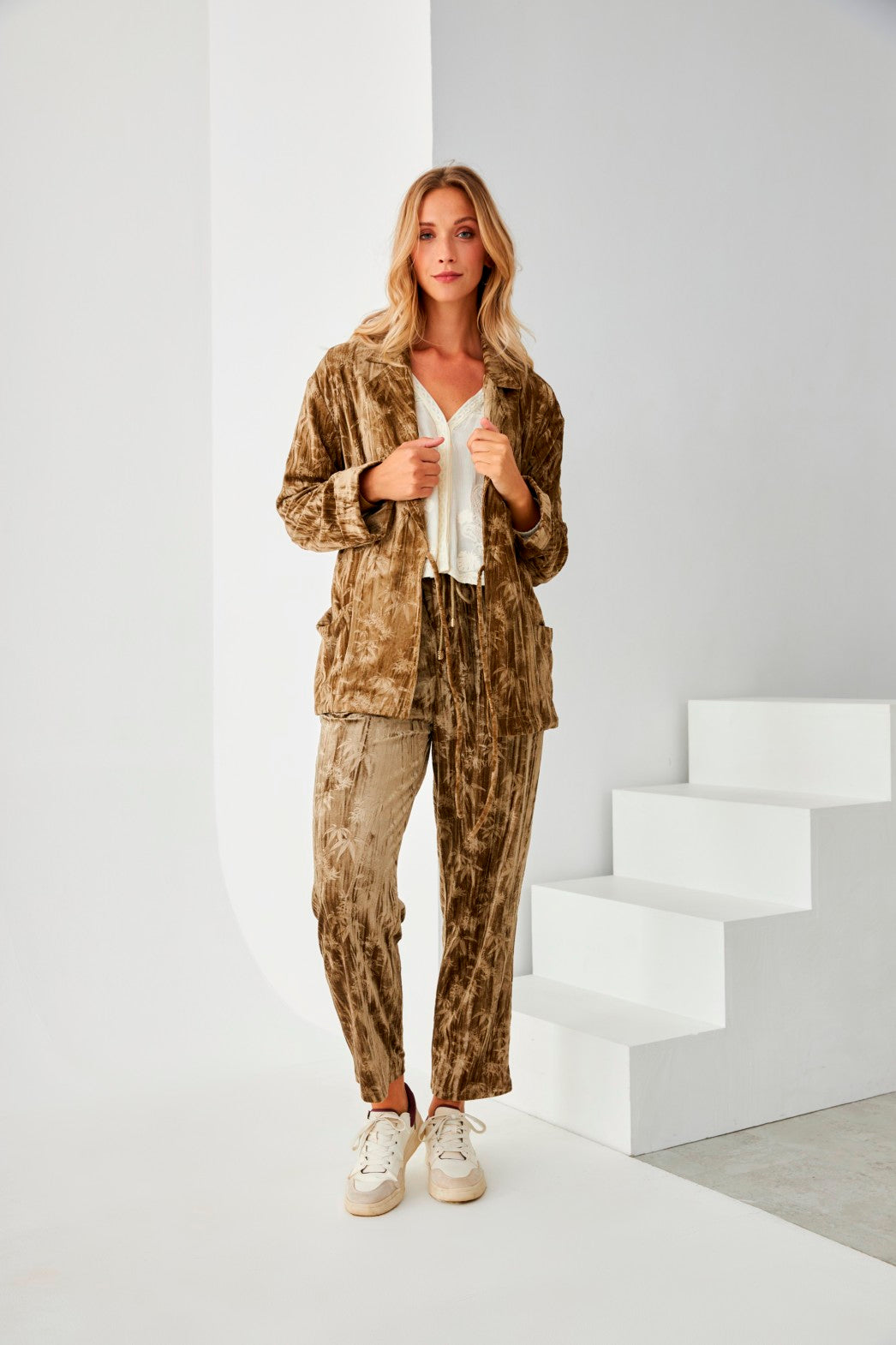 PANTALÓN JOGGING TERCIOPELO PALMERITAS KHAKI - GOLDEN