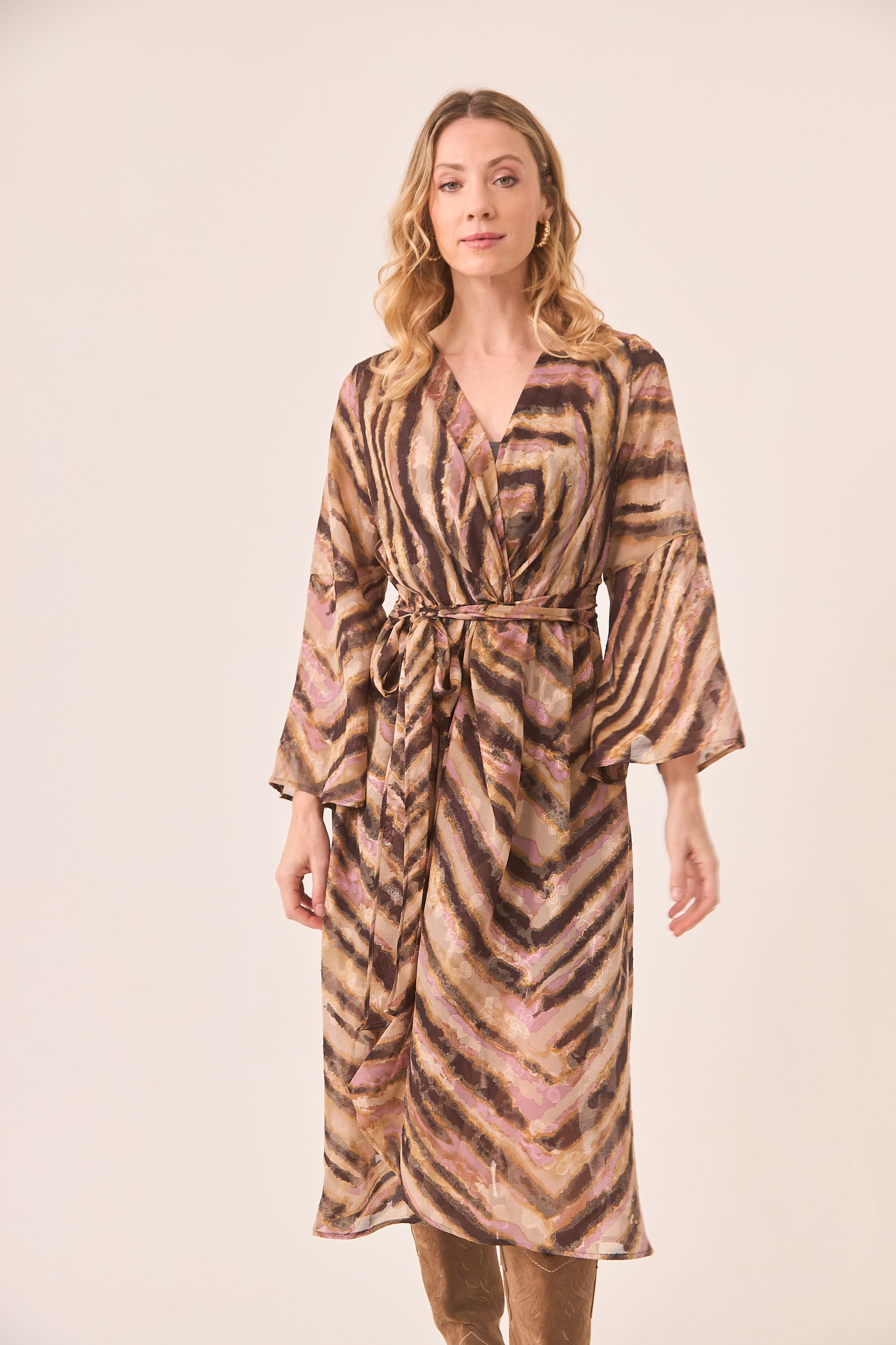 VESTIDO MIDI ANIMAL PRINT - CAMEL