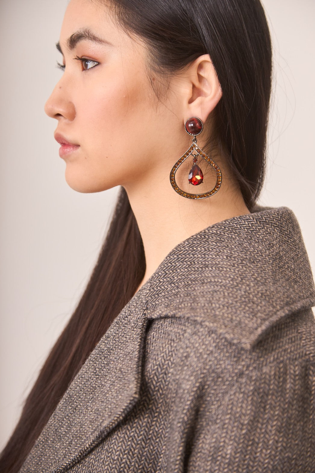 PENDIENTES FORMA GOTA  - BURGUNDY
