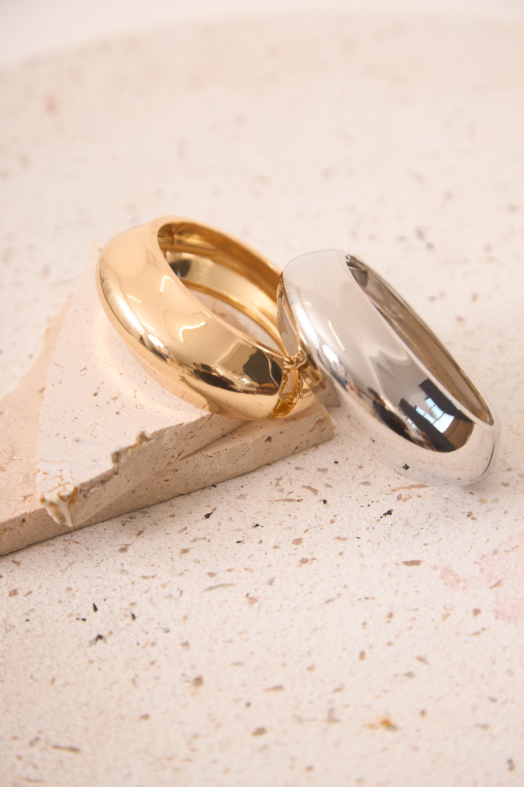 BRAZALETE METAL PULIDO PLATEADO - SILVER