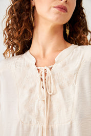 BLUSA CORSARIA BORDADOS - IVORY