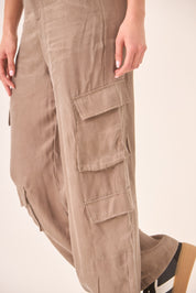PANTALÓN ANCHO CARGO - CAMEL
