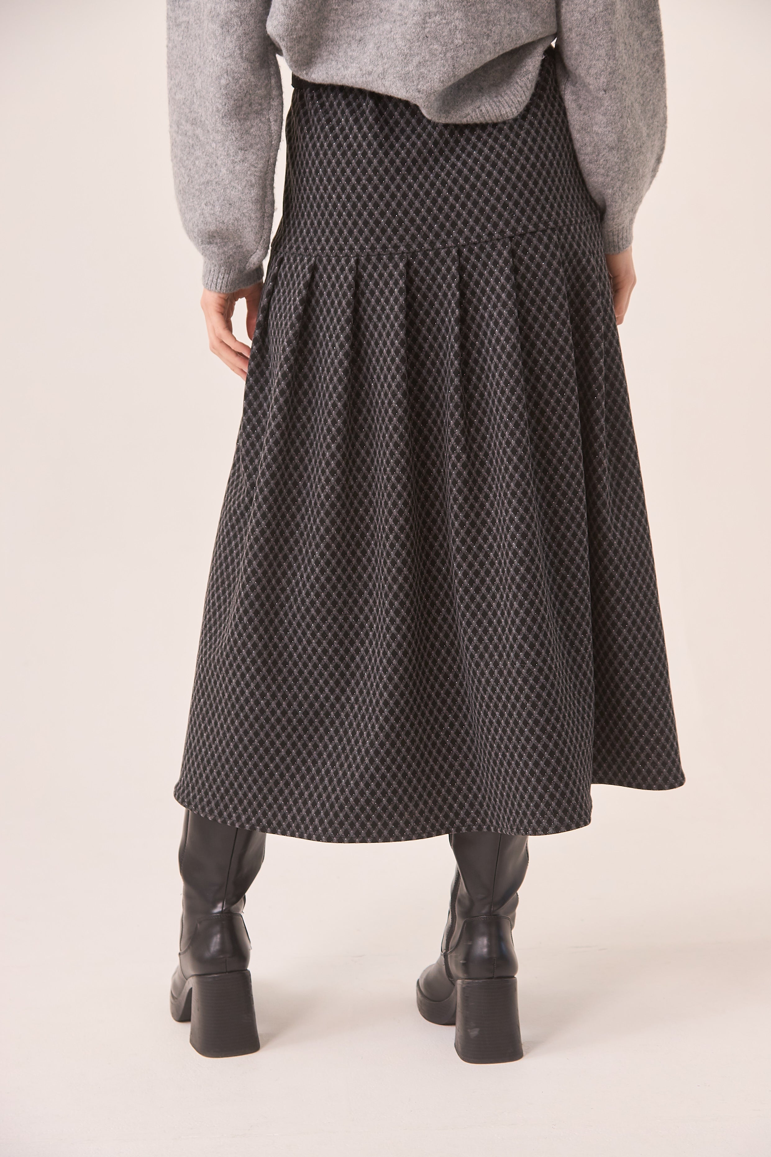 FALDA JACQUARD PLISADA - BLACK