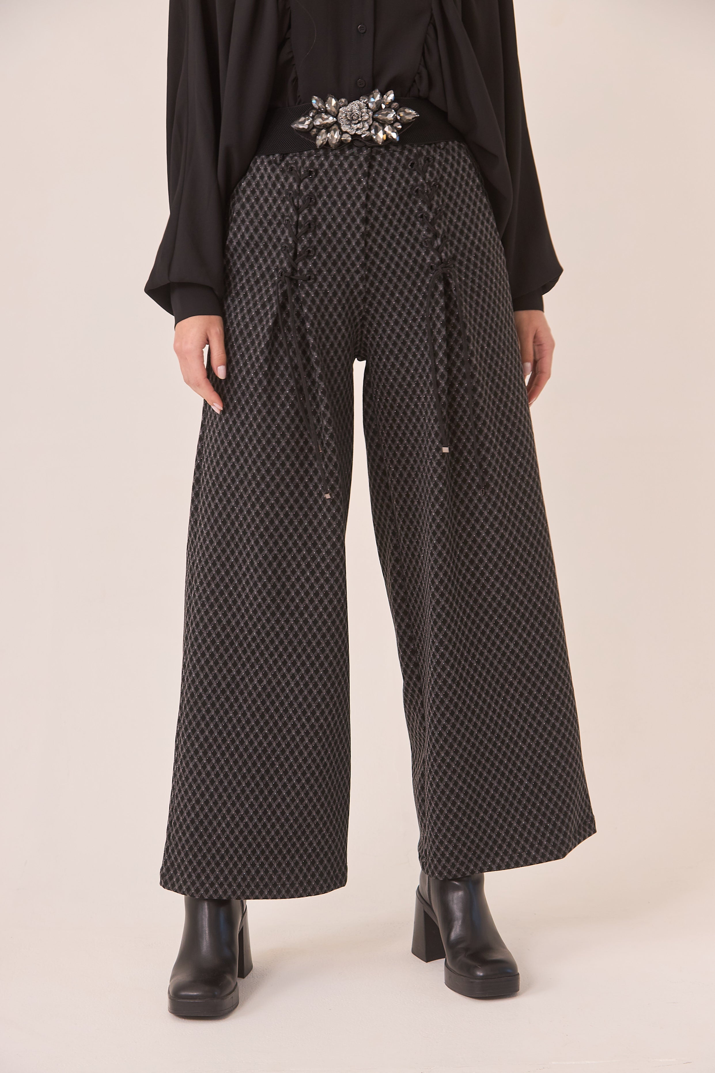JACQUARD LACE UP PANTS - BLACK