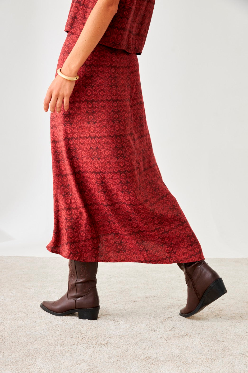 FALDA ASIMÉTRICA FRUNCIDA - BURGUNDY