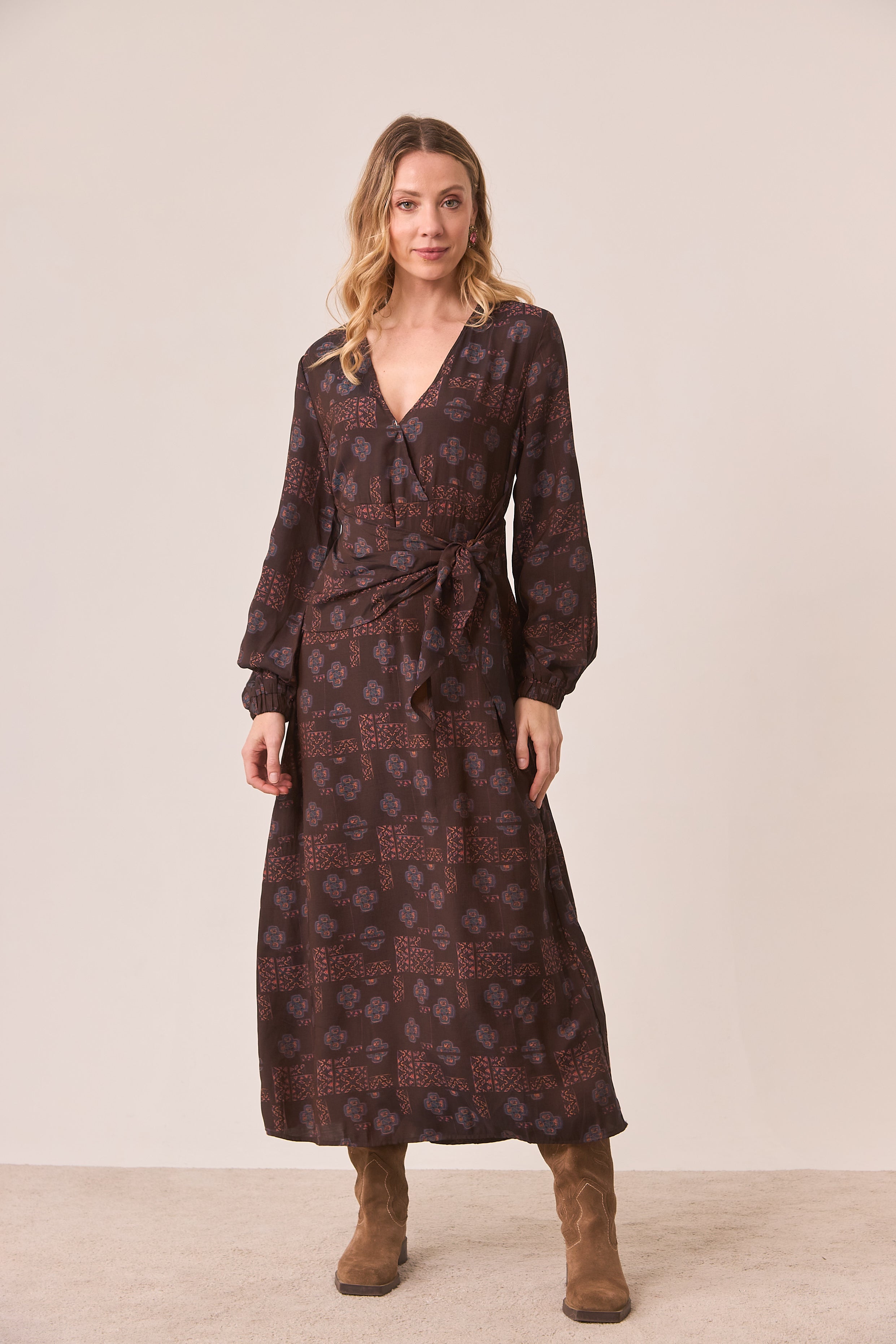 VESTIDO ESTAMPADO LAZADA CINTURA - BLACK