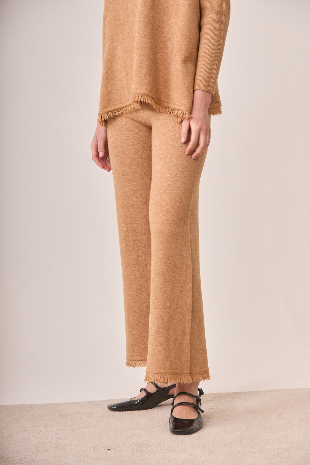 PANTALÓN PUNTO FLECOS - CAMEL