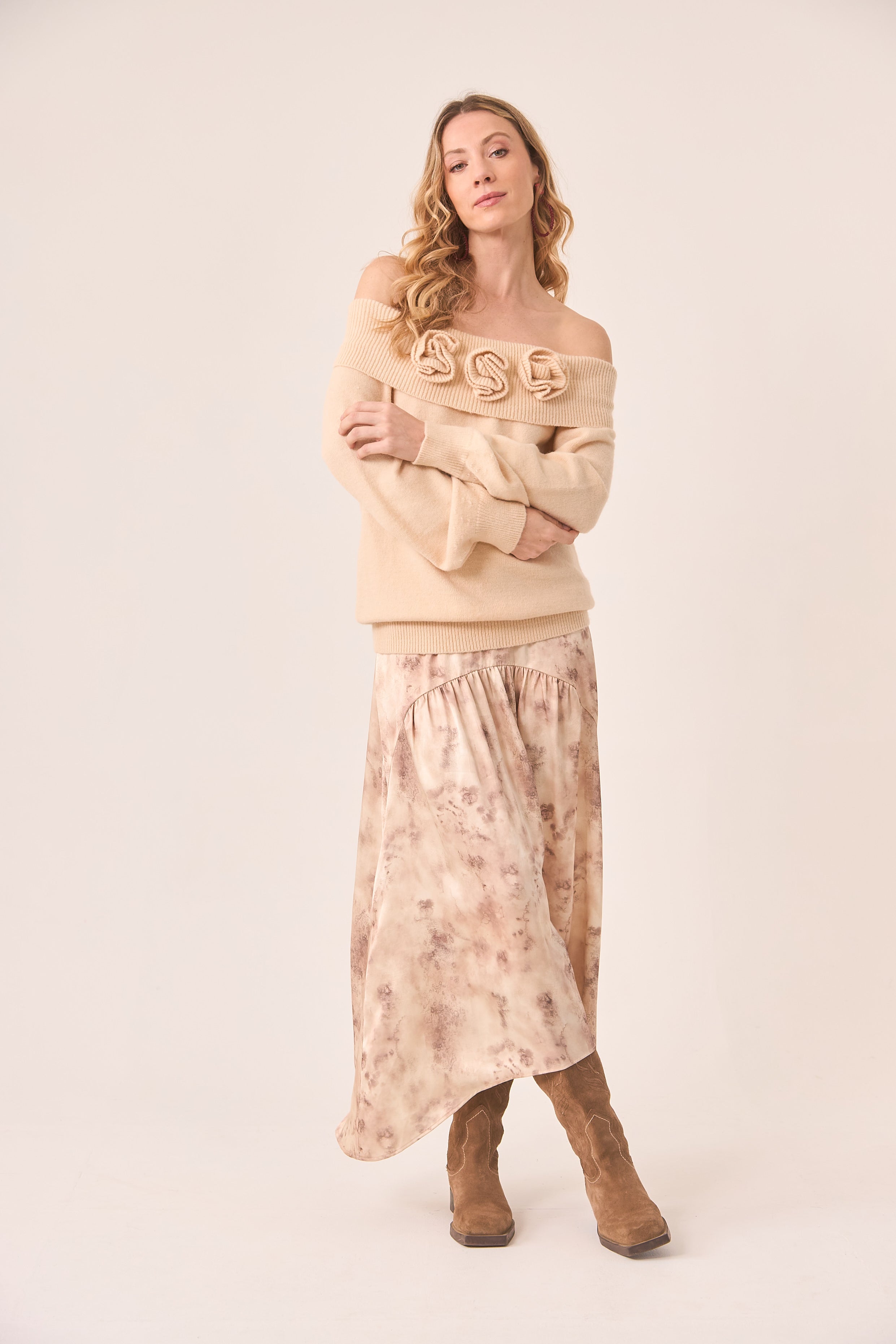 JERSEY CUELLO VUELTO FLORES - IVORY