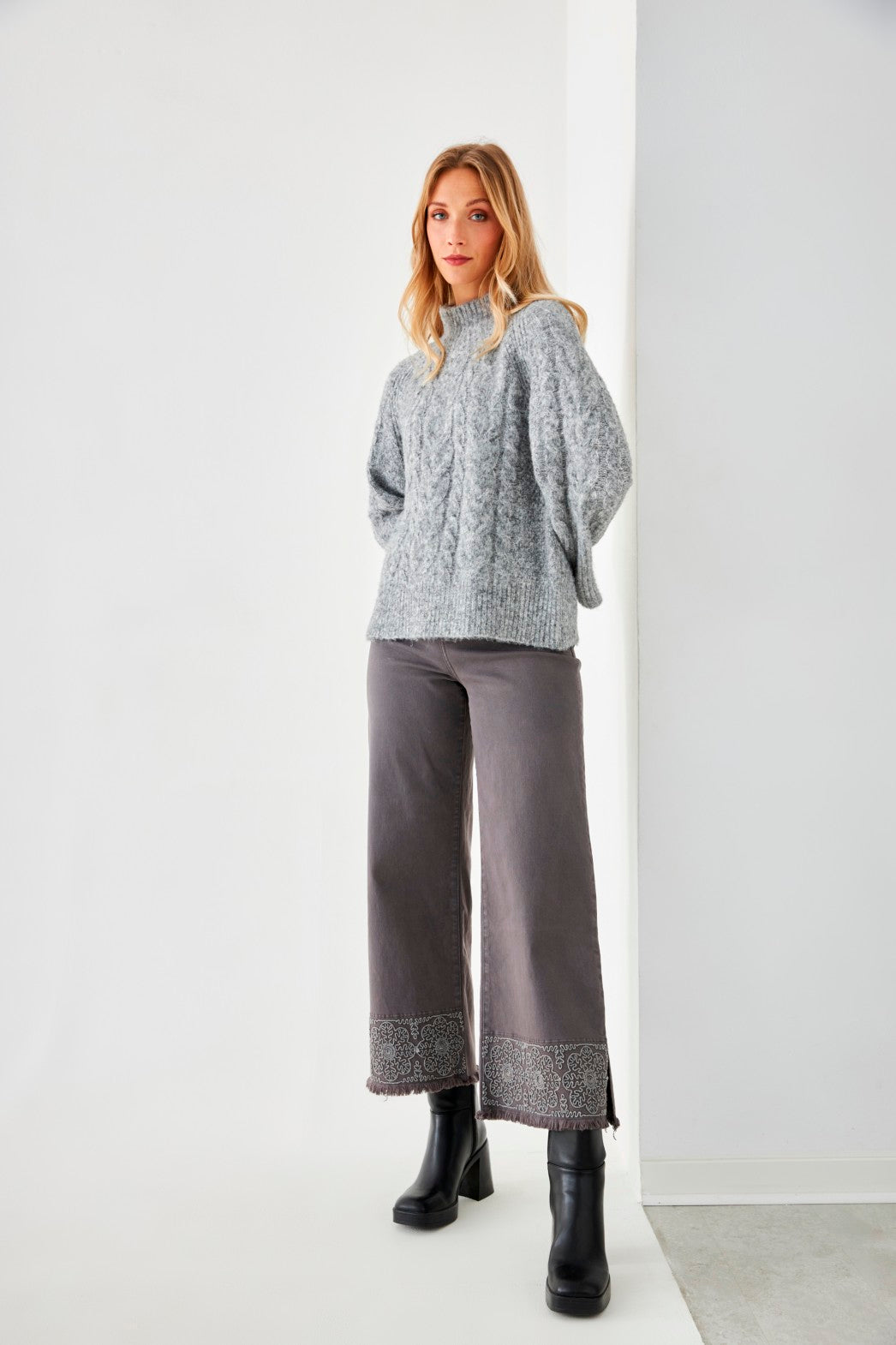 JEANS WIDE LEG - GREY