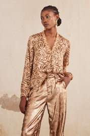 Long-sleeved flowing blouse with rhinestone print - Camel