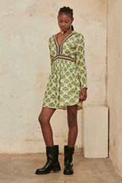 SHORT DRESS WITH LONG SLEEVES AND EMBROIDERY PRINTED - GREEN