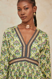 SHORT DRESS WITH LONG SLEEVES AND EMBROIDERY PRINTED - GREEN