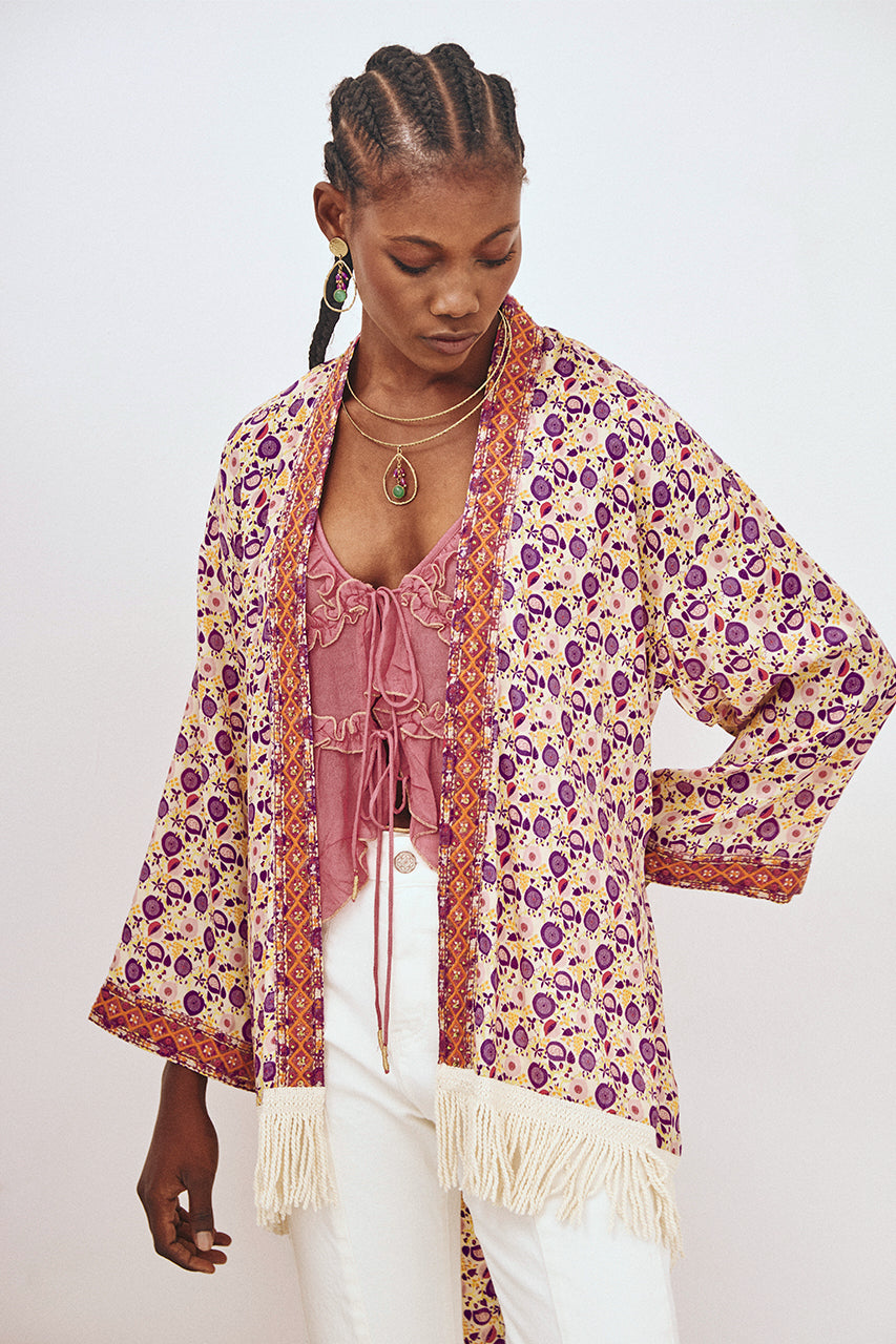 EMBROIDERED PRINTED KIMONO WITH FRINGES - PINK