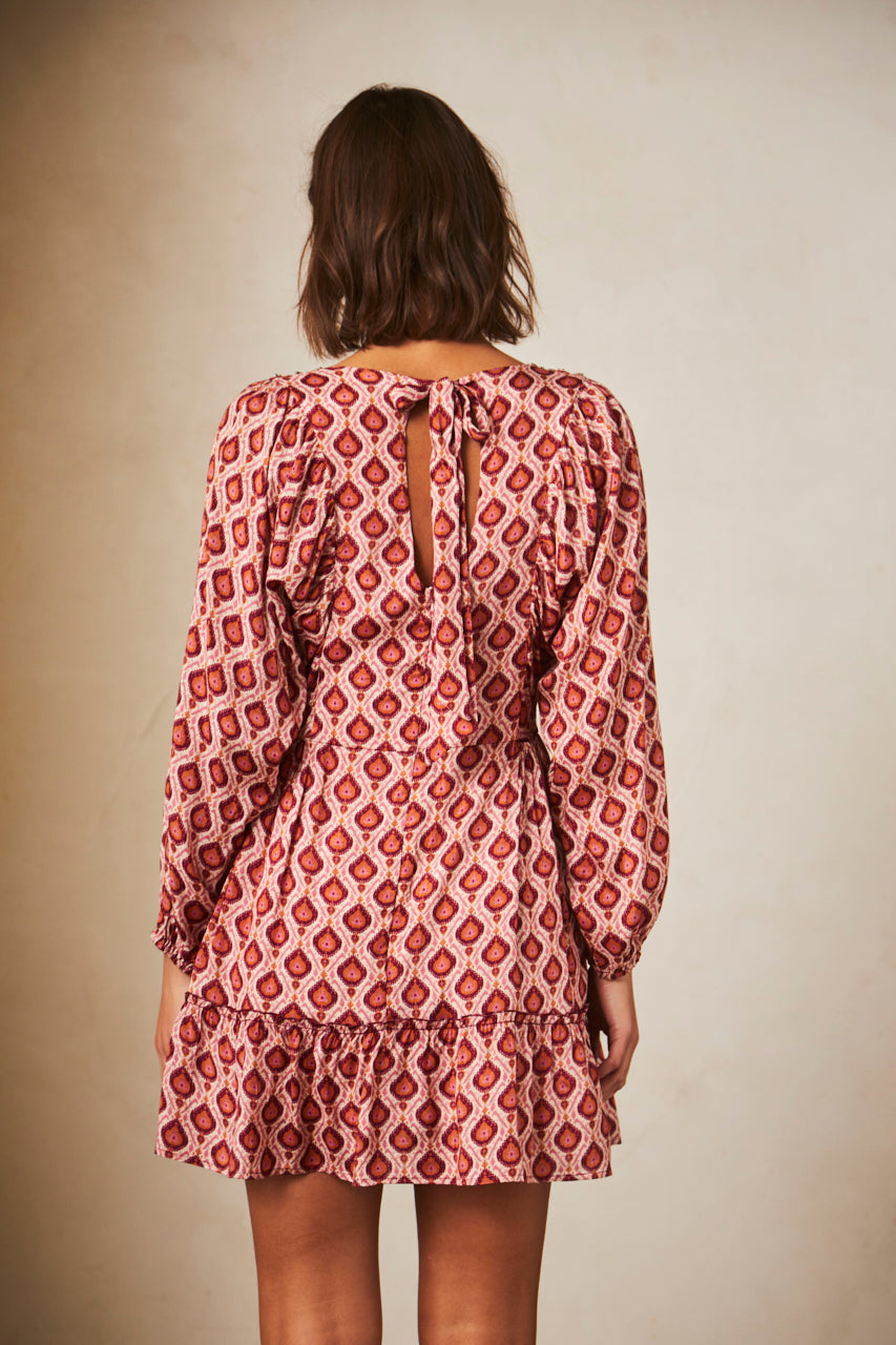 Short dress with long sleeves and beaded print - Magenta