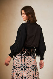 Plain short vest with embroidery - black