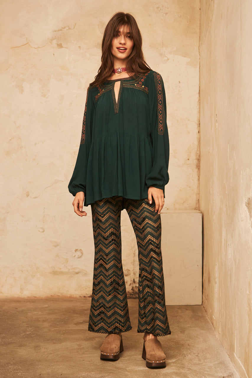 BLUSA OVERSIZE MANGA LARGA ESTAMPADA CON BORDADOS - GREEN