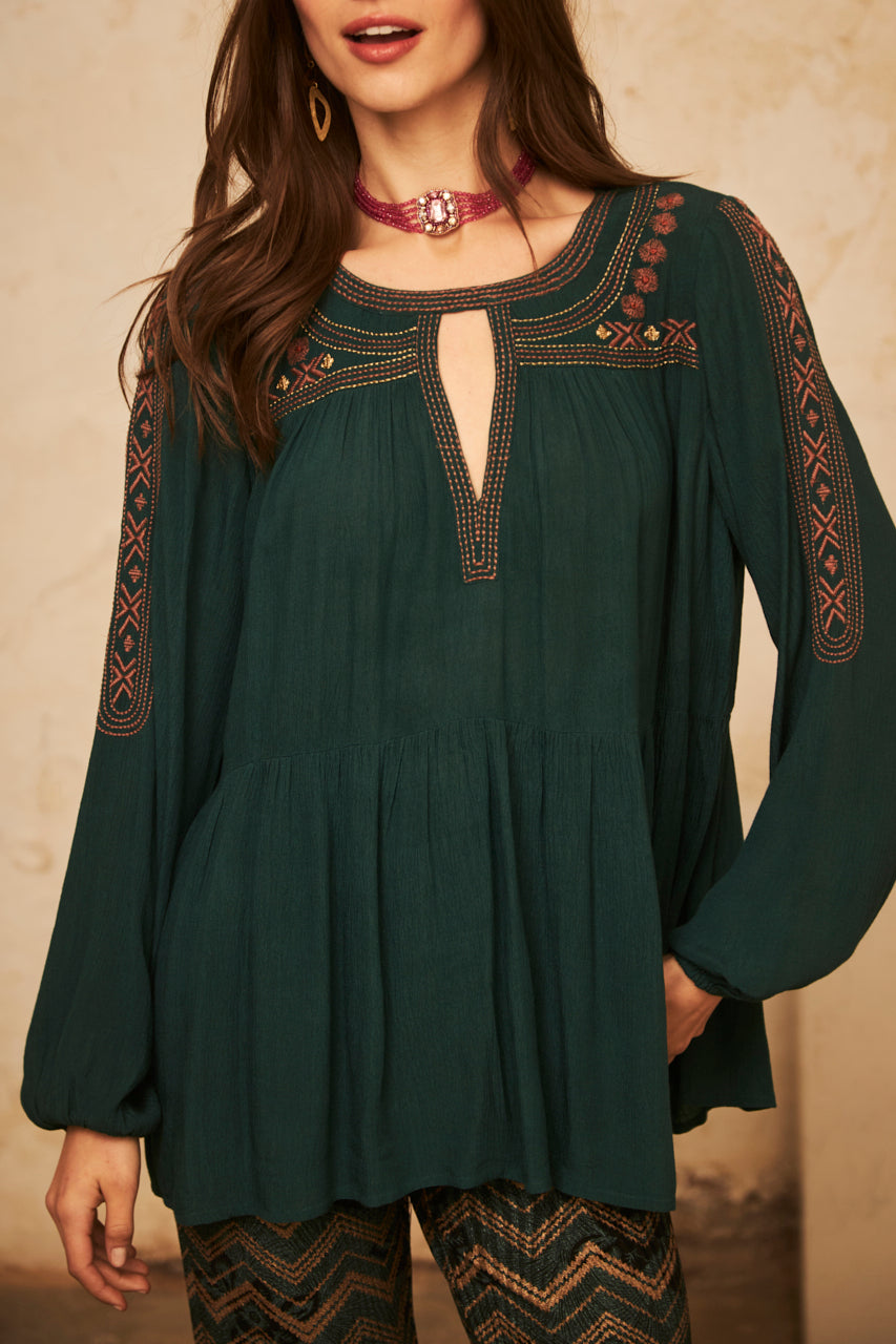 BLUSA OVERSIZE MANGA LARGA ESTAMPADA CON BORDADOS - GREEN