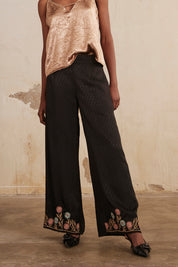 Flowing straight trousers with embroidery - Black