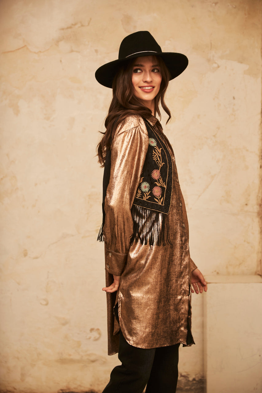 SHORT EMBROIDERED VEST - BLACK