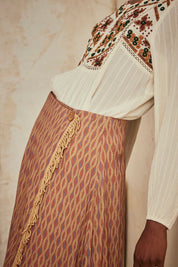 FALDA MIDI CRUZADA ESTAMPADA - CAMEL