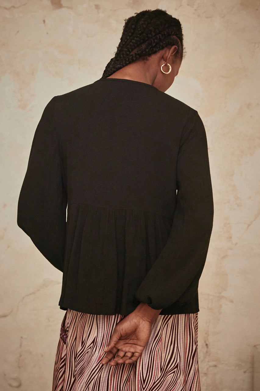 BLUSA FLUÍDA MANGA LARGA CON BORDADOS - BLACK