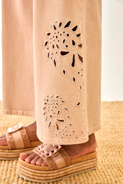 SANDALIAS PLATAFORMA HEBILLA JOYA - CAMEL