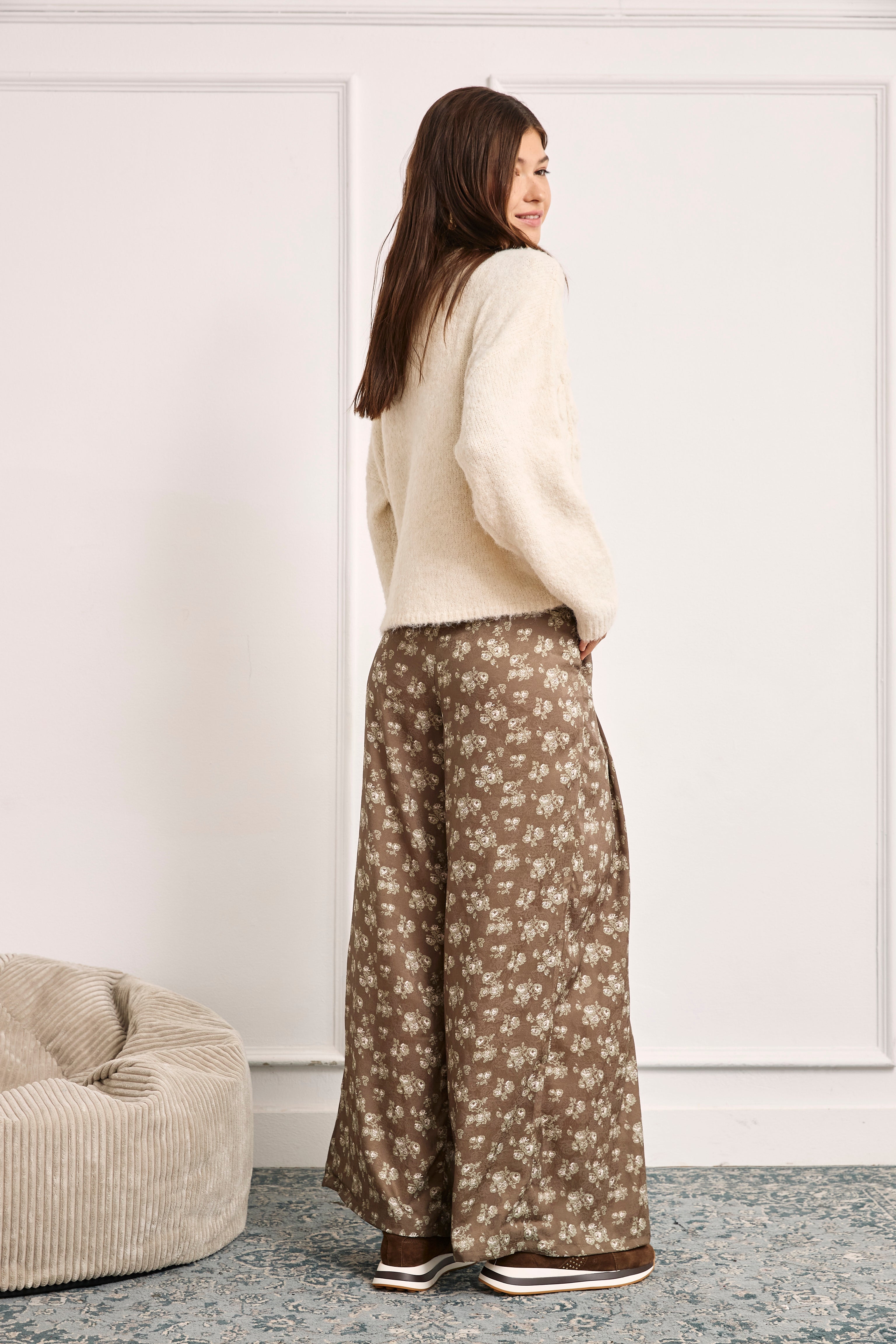 EMBOSSED DETAIL JERSEY - IVORY